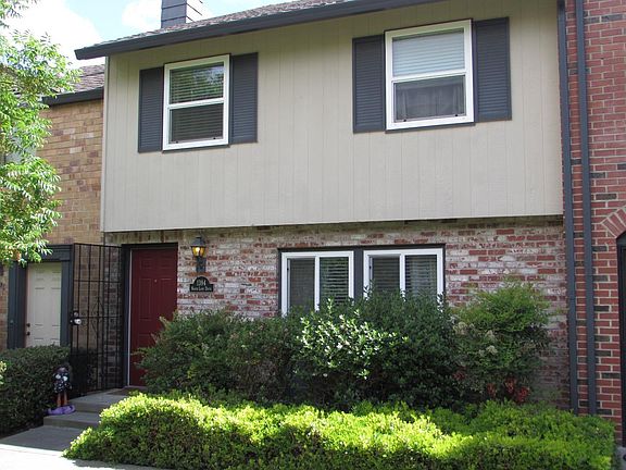 4th image of 1394 N Loop Dr