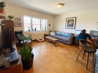 26-17 28th St #2B, Astoria, NY 11102
