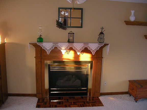 FamilyRoom2