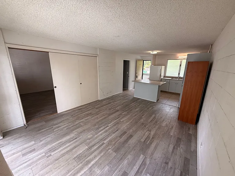 1099 Green St #309 — Photo 7