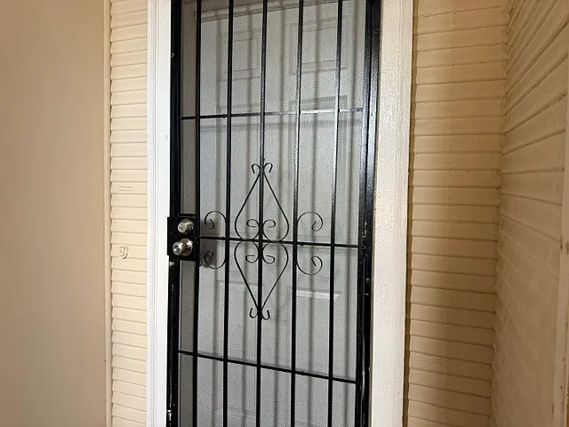 1 bed, 850 sqft, $1,800 — Photo 2