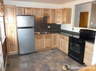 707 Lyon St, Laramie, WY 82072