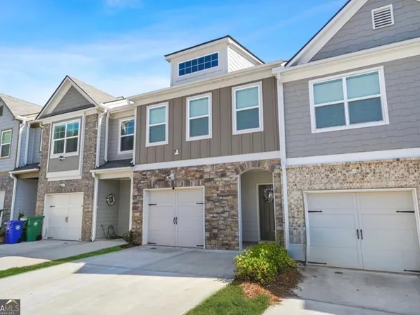 6415 Shalks Crossing Dr, Lithonia, GA 30058