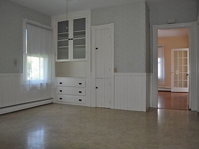 2nd image of 15 Charles St