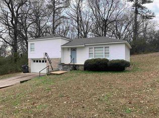 210 Cherry St, Russellville, AL 35653
