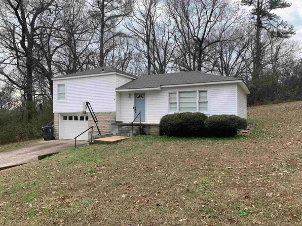 210 Cherry St, Russellville, AL 35653