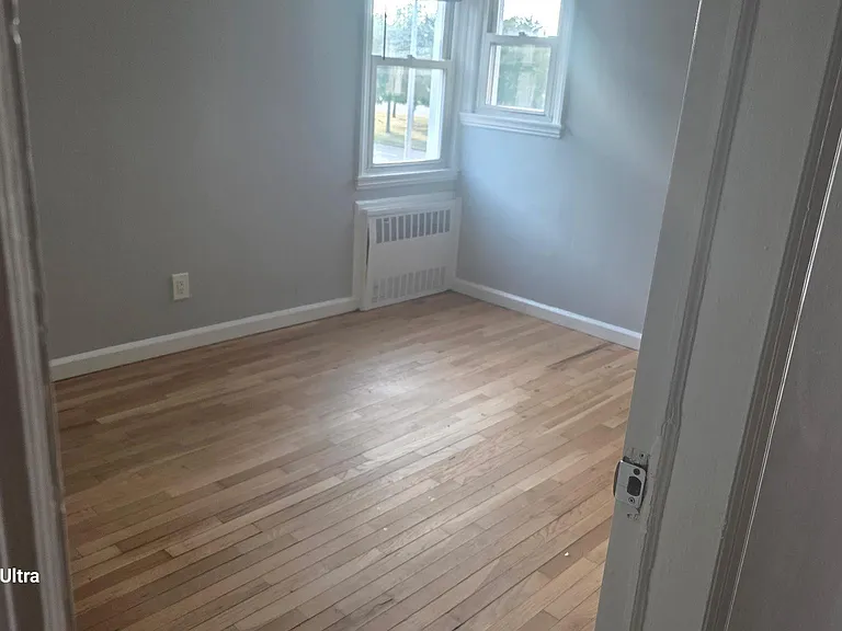 560 E Park Ave #2 — Photo 6