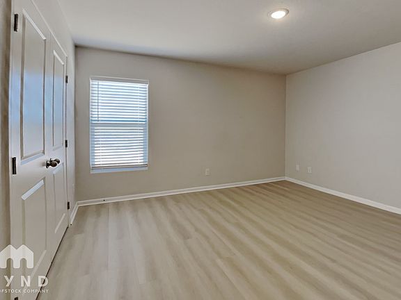 4th image of 11164 W Arvada Dr
