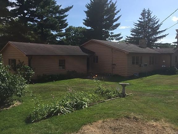4th image of 307 Schaller St