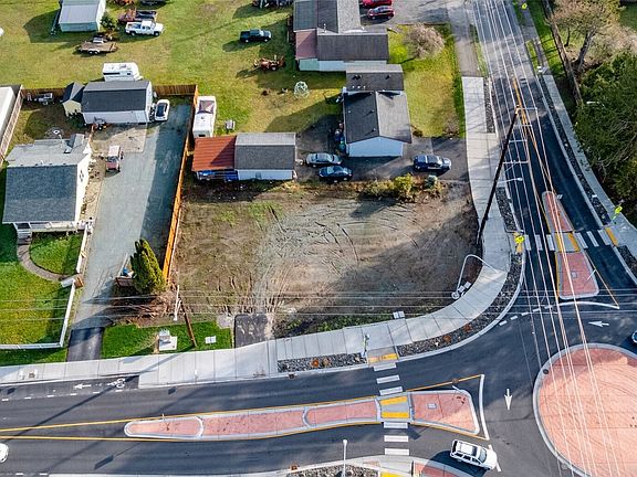 5th image of 900 N McGarigle Road