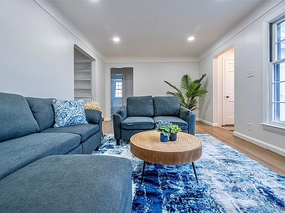 4th image of 10425 Elgin Ave