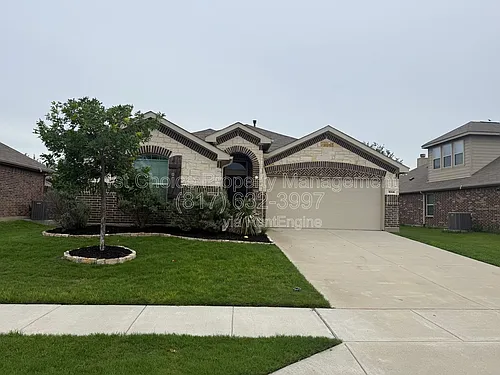 1004 Rising Moon Dr Photo 1