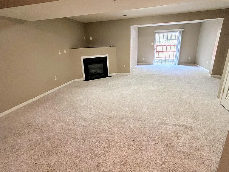 9828 Larson Pl — Photo 11