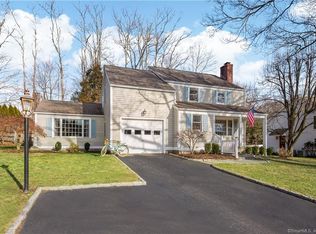 20 Lone Pine Ln, Westport, CT 06880