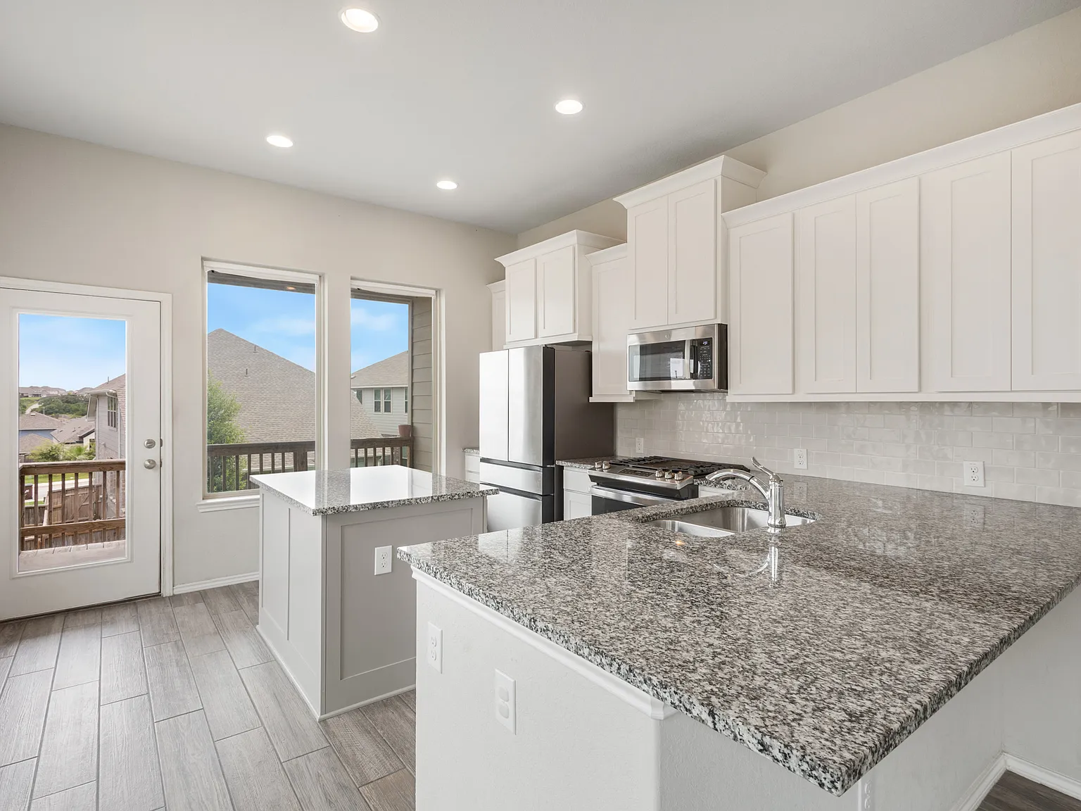 3 bed, 1649 sqft, $2,000 — Photo 4