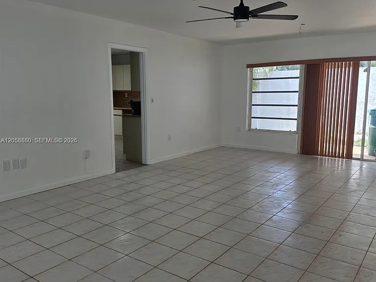 8404 SW 102nd Pl — Photo 5