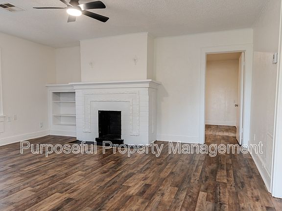 3rd image of 1609 NE 18th St