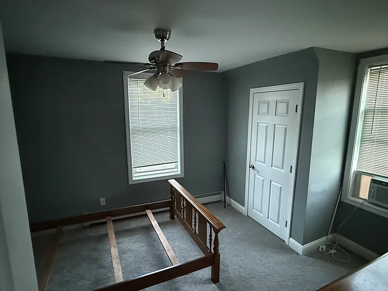 136 Hall St #2 — Photo 6