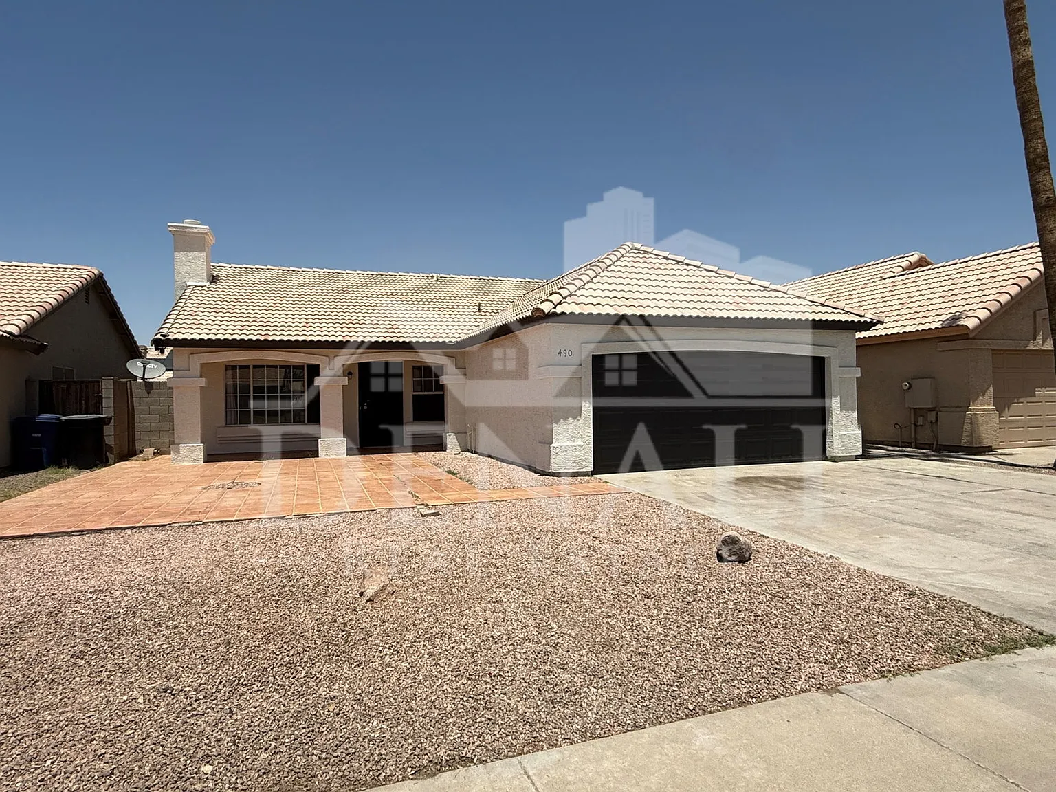 3 bed, 2.0 bath, 1440 sqft, $2,395 — Photo 2