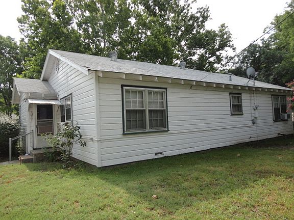 4th image of 516 Bluebonnet St