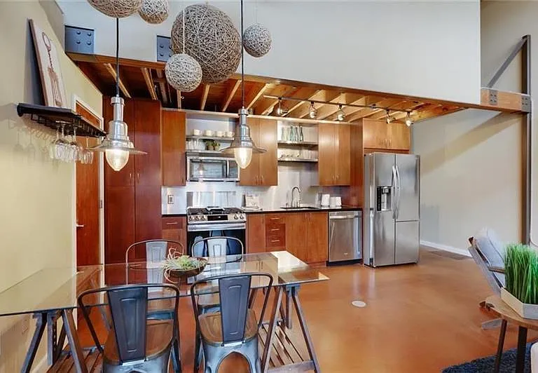 1661 La France St NE #225 — Photo 9