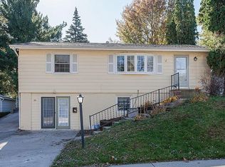 805 Alpine Rd, Marion, IA 52302