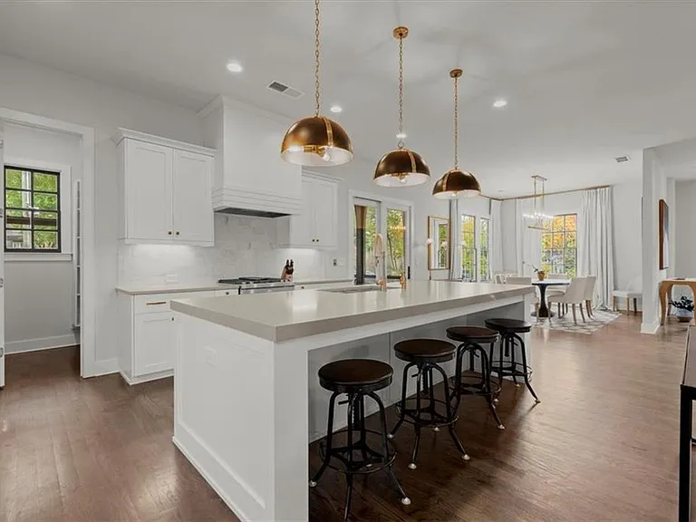 4001 Haverhill Dr NE — Photo 15