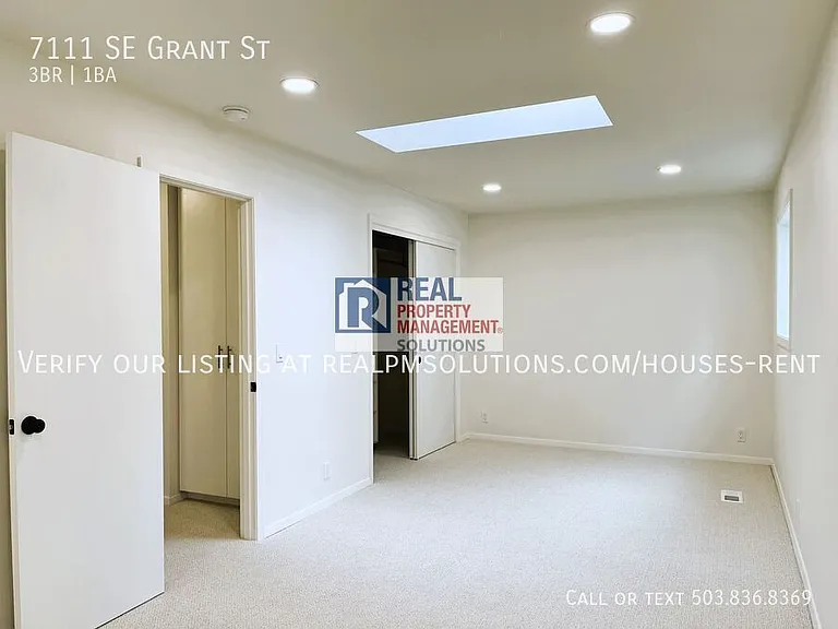 7111 SE Grant St — Photo 33