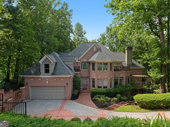 27 Wing Mill Rd, Sandy Springs, GA 30350