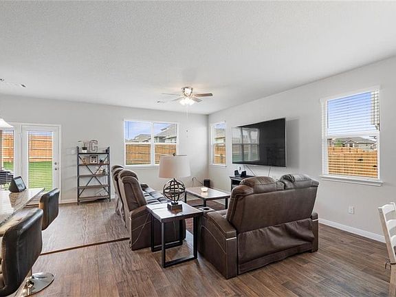 5th image of 6410 Kildare Dr