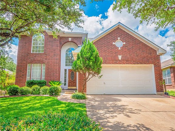 3rd image of 3011 Pioneer Way