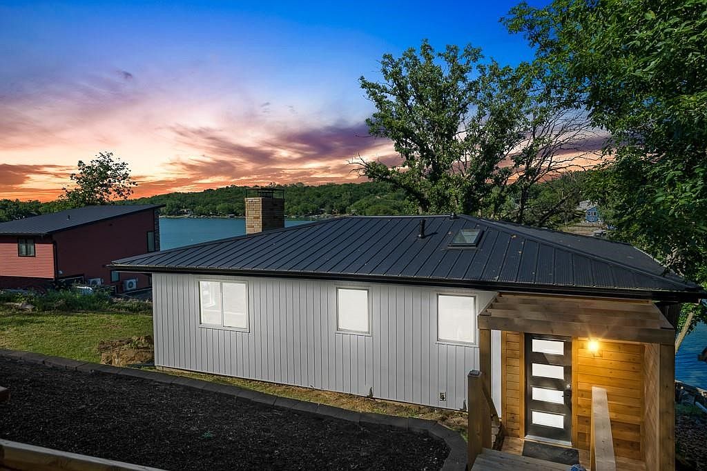 8356 Lakeshore Dr, Dexter, IA 50070 Zillow