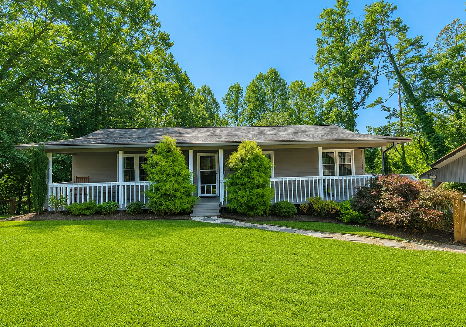 Marion Rental with Great Outdoor Space and Storage! — Photo 1