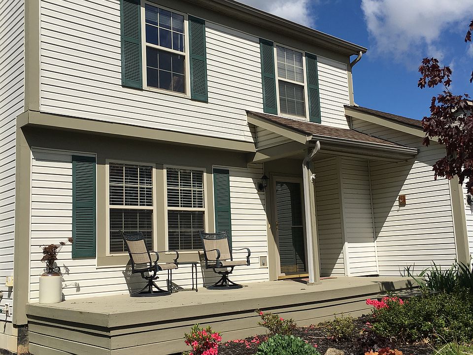 1st image of 1470 Valley Dr