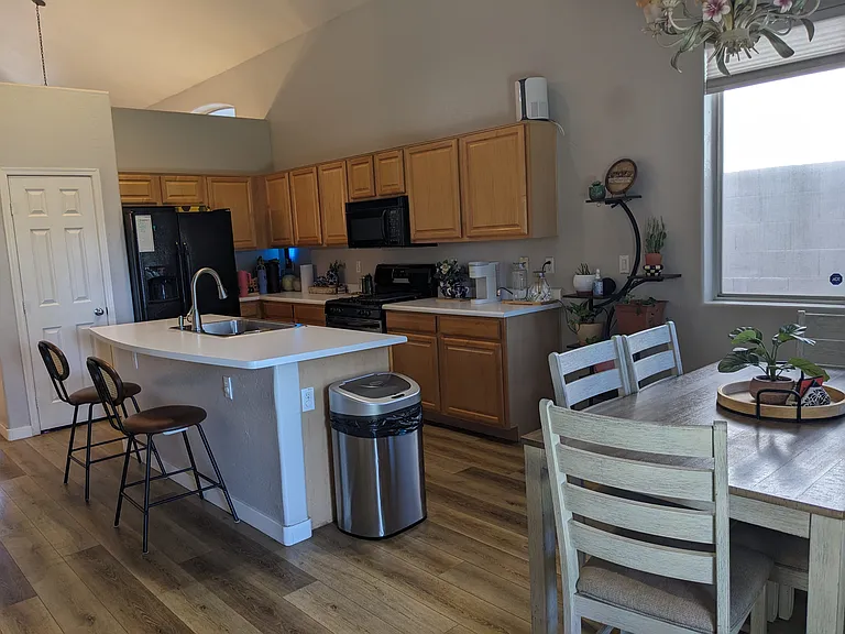 731 W Kent Pl — Photo 10