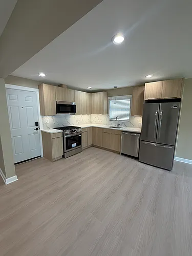 1084 Willson Dr #1 Photo 1