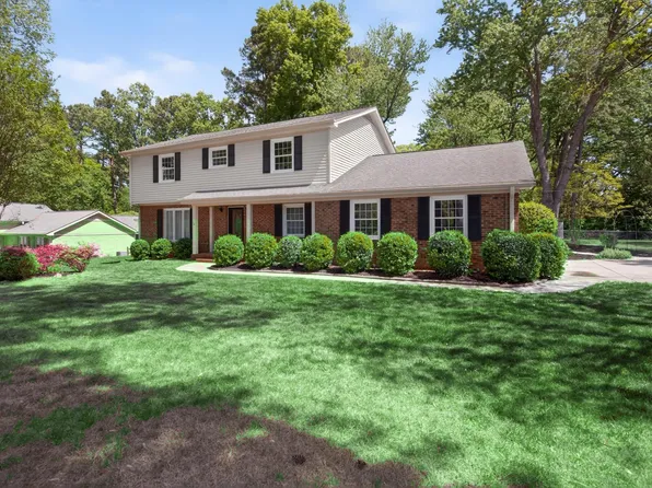 6700 Brookmeade Pl, Raleigh, NC 27612