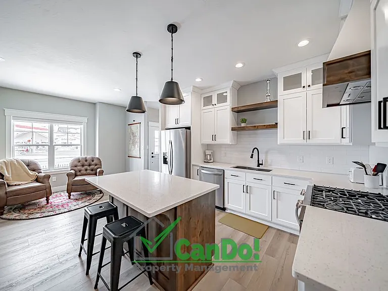 1491 Fremont Ave — Photo 6