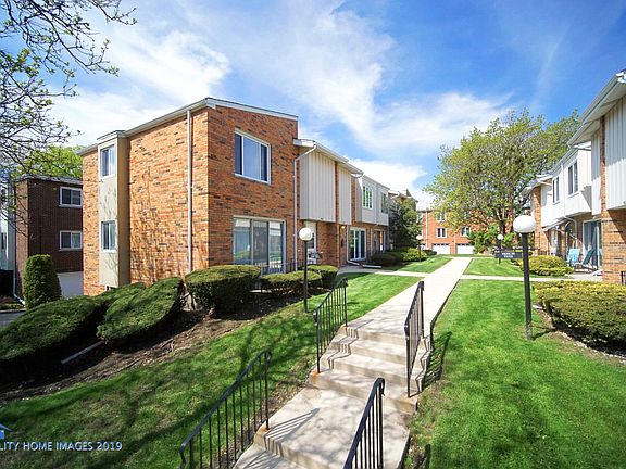 5th image of 9652 S Karlov Ave