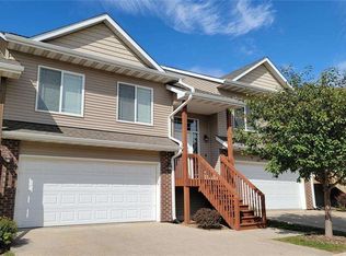 1803 Goose Lake Cir, North Liberty, IA 52317