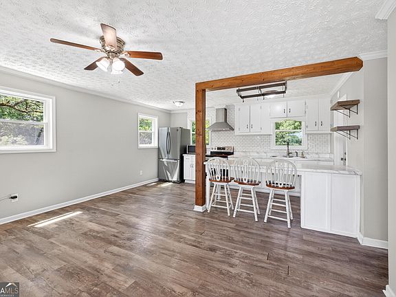 4th image of 3696 Crabapple Hollow Rd