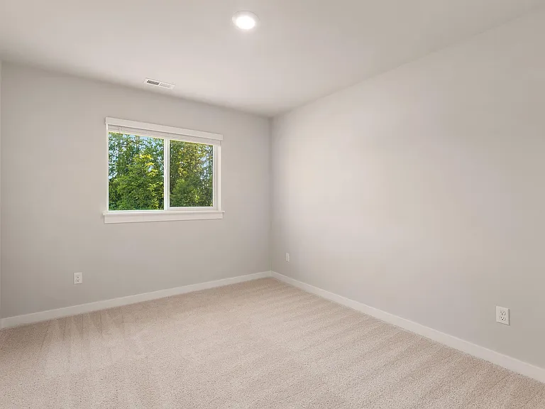 11001 33rd St NE — Photo 14