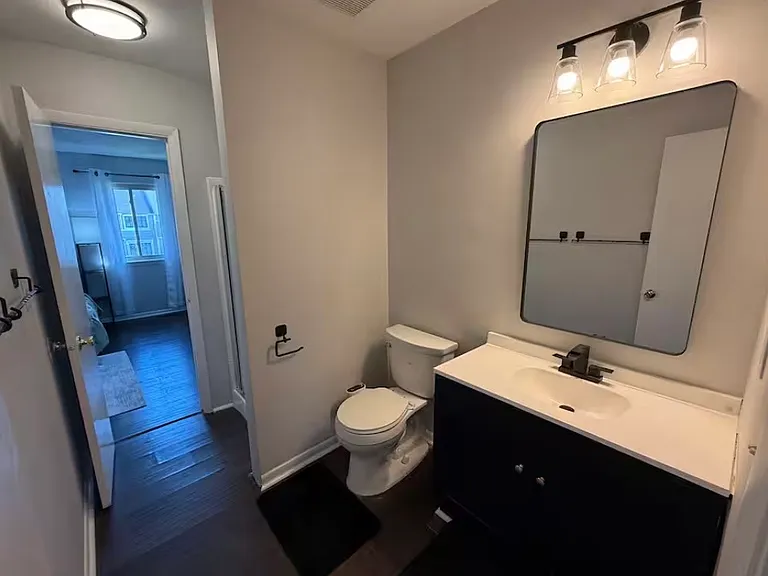 748 Waters Dr — Photo 7