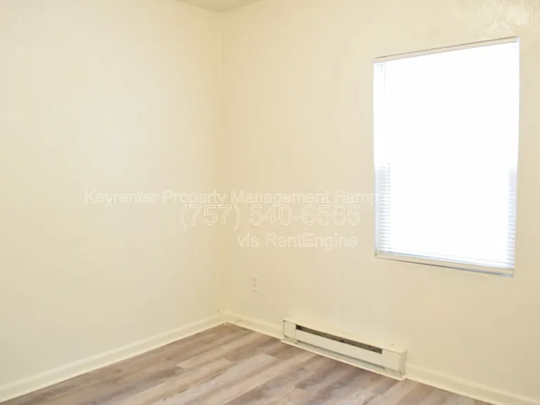4670 Kincaid Ave #F — Photo 16