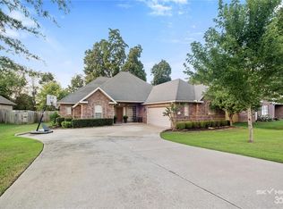 2306 Tall Tree Ln, Springdale, AR 72762