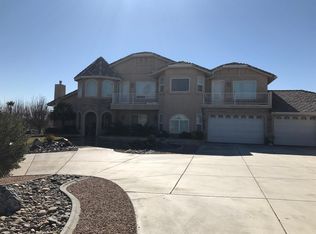 17599 S Ridge Ln, Apple Valley, CA 92307