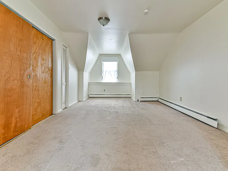 5337 Dresden Way — Photo 8
