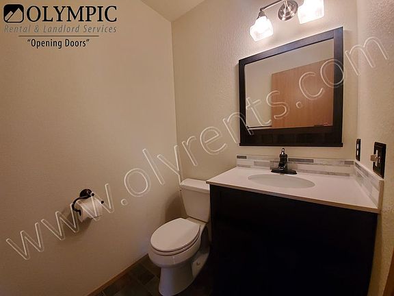 5th image of 4217 Beaumont Ln SE