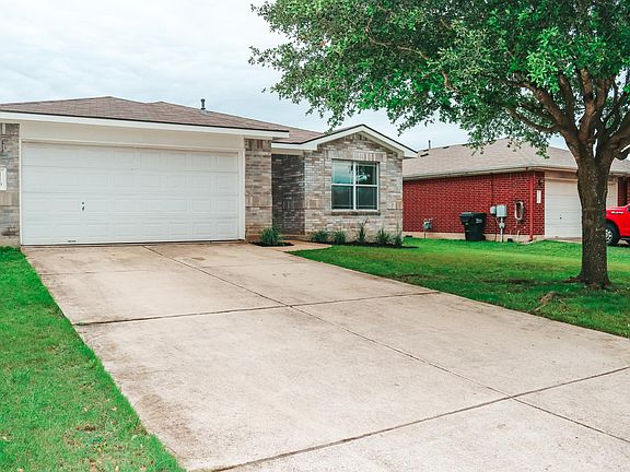 3rd image of 116 Salado Dr