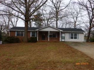 2452 Robin Ridge Dr, Dacula, GA 30019